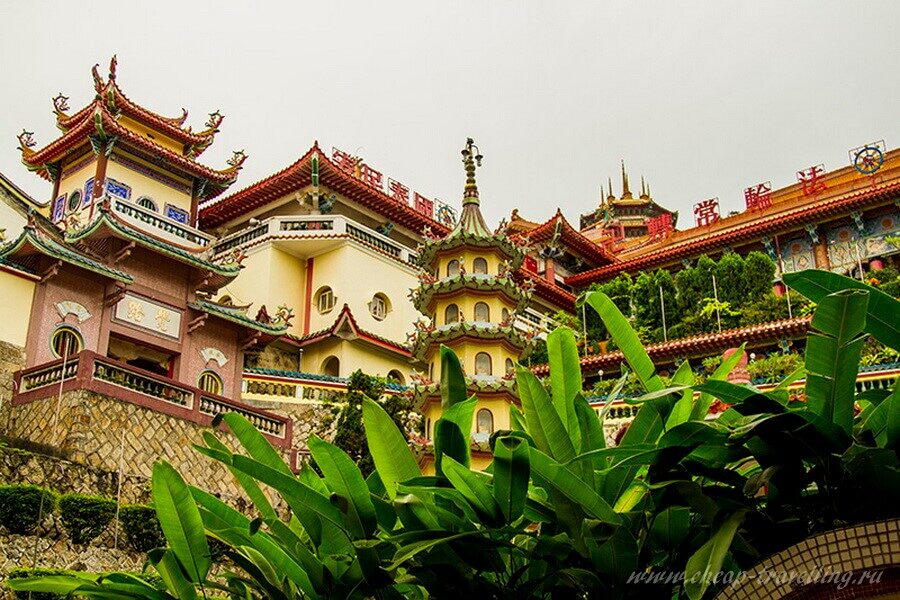 пагода Kek Lok Si